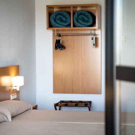As Monreal Del Campo Hotel ภายนอก รูปภาพ